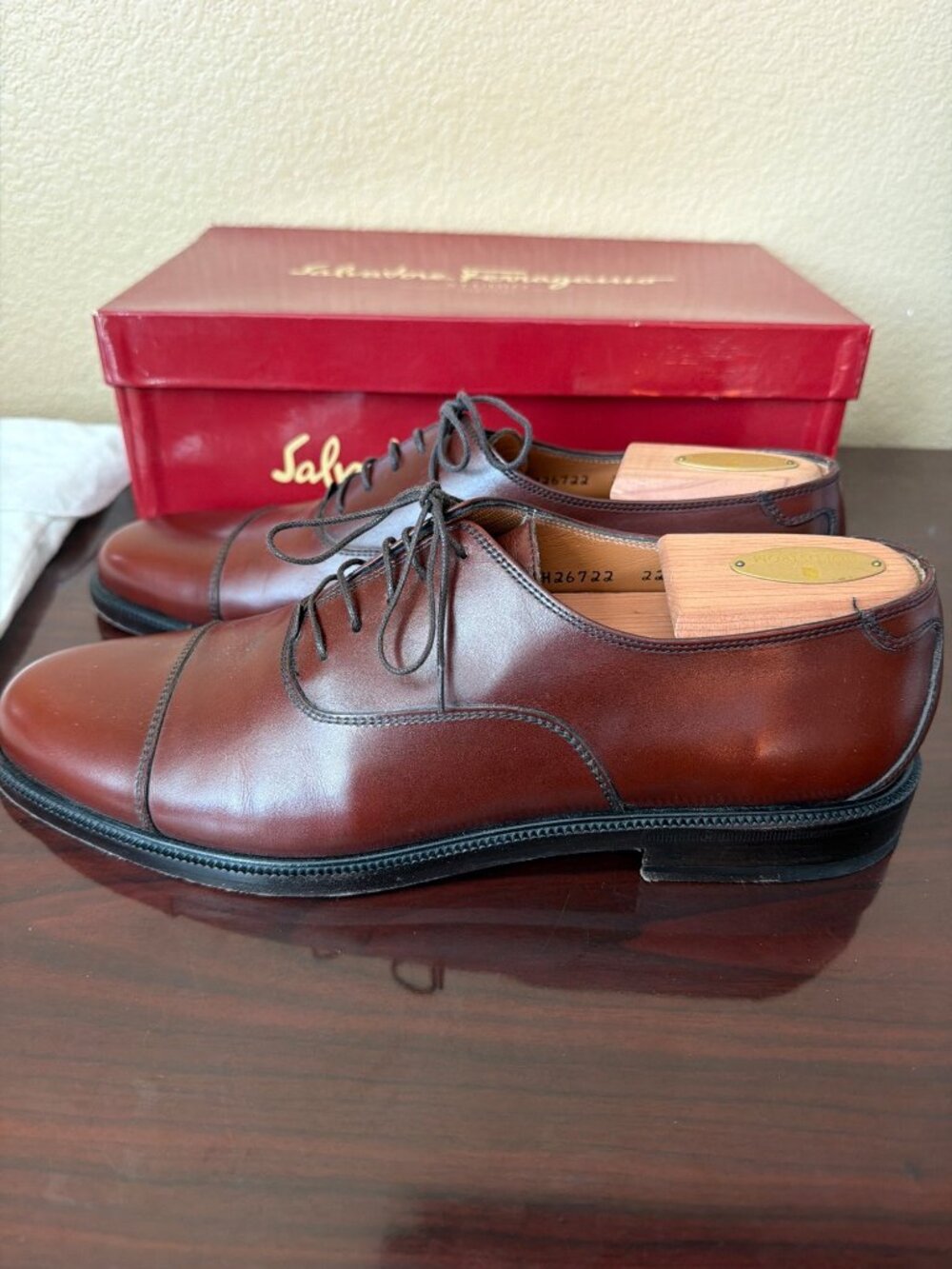 VTG Salvatore Ferragamo "Torre" Men's Tan Leather Cap Toe Oxfords Sz 10 w/Box - Picture 3 of 16
